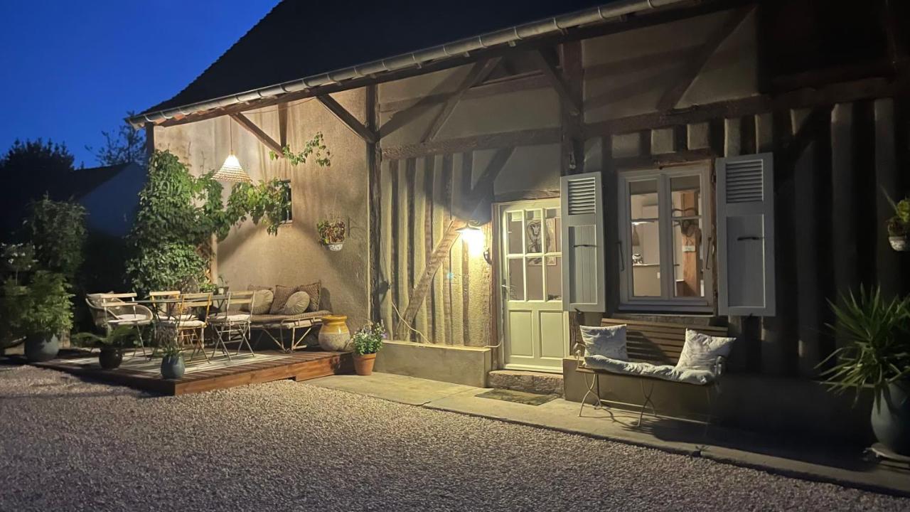 Готель Au Charme D'Ici La Chapelle-Saint-Sauveur  Екстер'єр фото